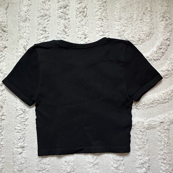 Cropped workout tee set - Picture 8 of 9